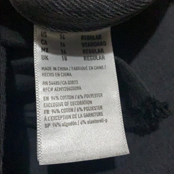 American Eagle Outfitters Embroidered Mom Jeans - Picture 8 of 8